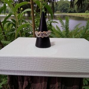 Elegant Gold and Silver Women's Ring